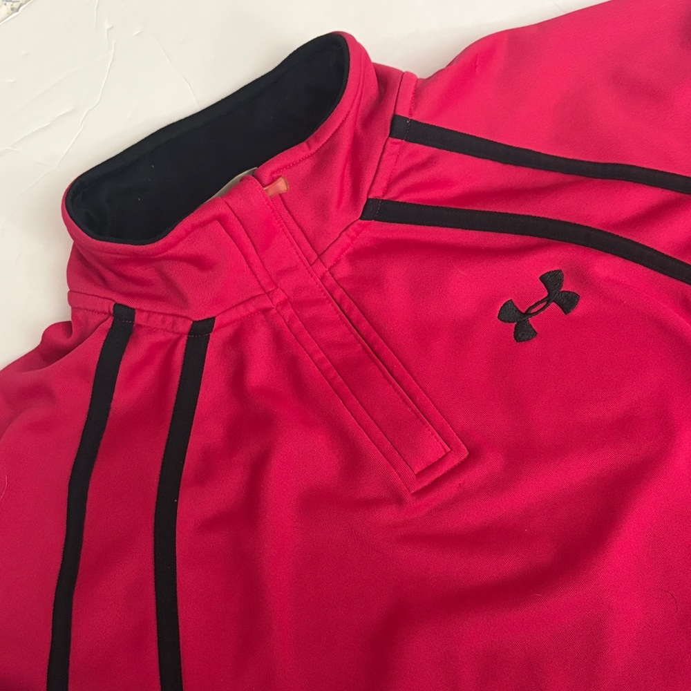 Under Armour Women's 1/4 Zip Up long sleeves athletic - Red and Black